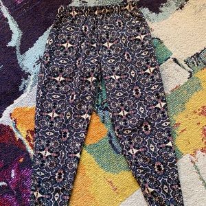 love21 - Elastic Waist Trouser